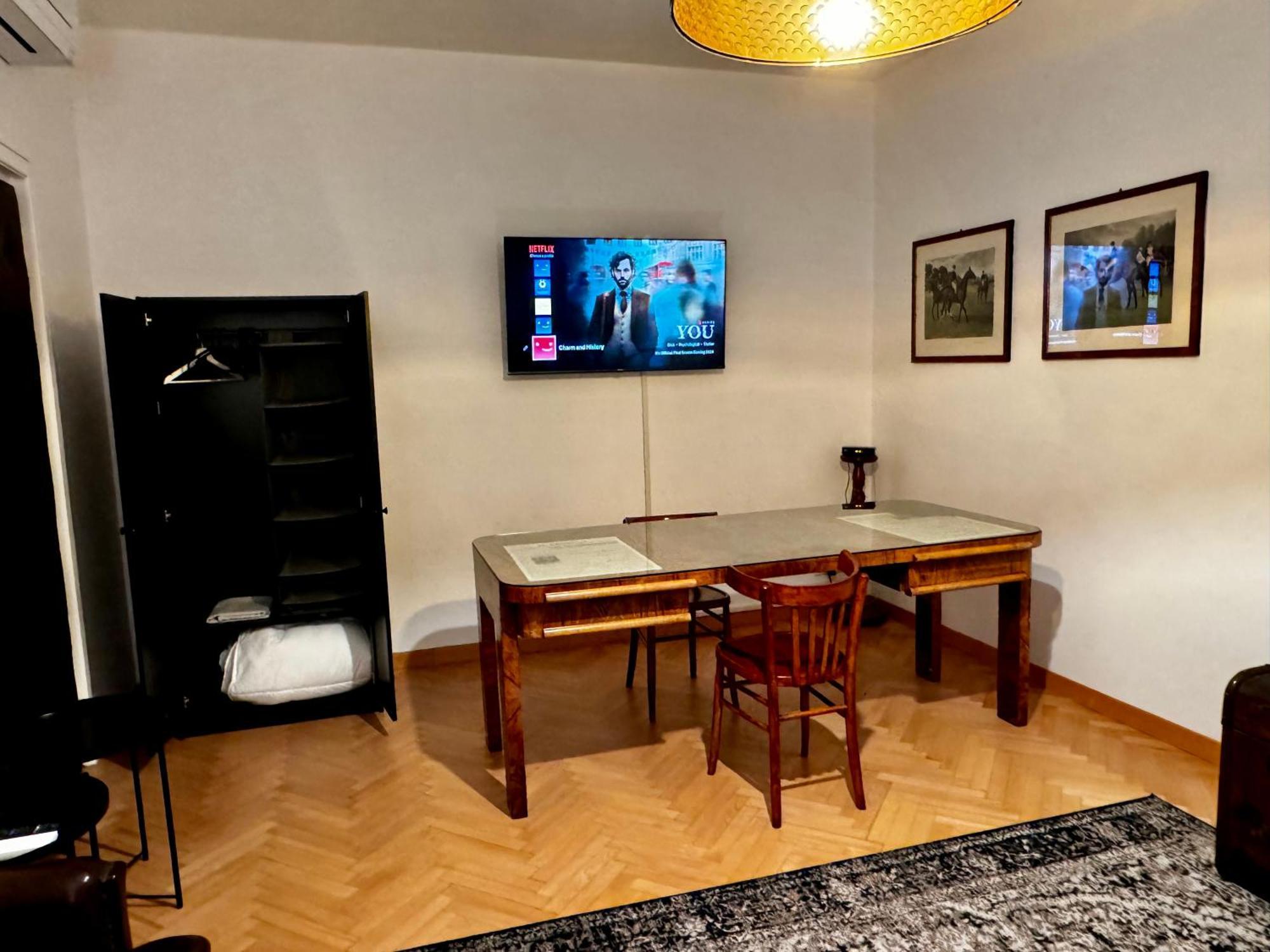 Charm & History In Trieszt Kültér fotó